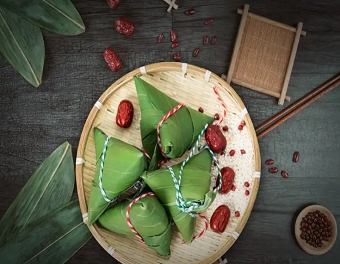 How Do People Celebrate the Dragon Boat Festival?